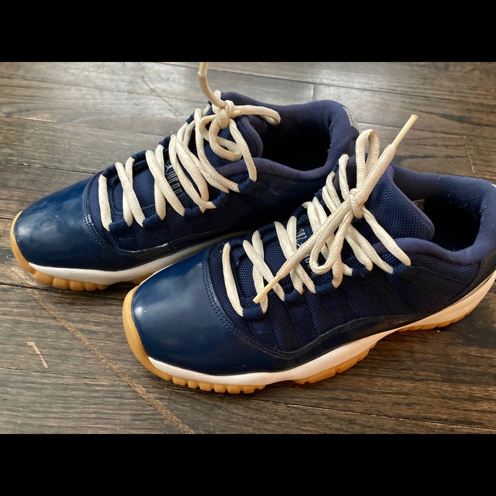Low top 11 Jordans